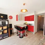 Centre Station - * Les Deux Alpes