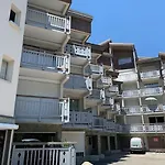 Apartment Centre Station - *