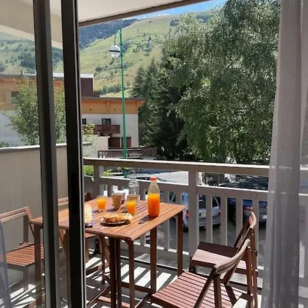 Centre Station - Апартаменти Ле-дез-Альп